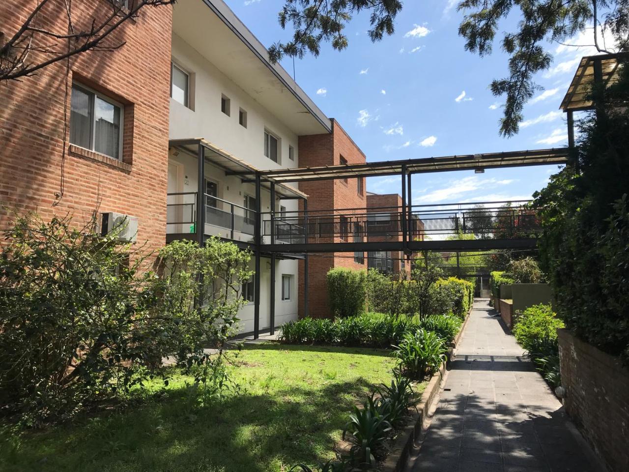 Apartamento En Country Pilar Piscina Parrilla Propia Hasta 4 Personas 외부 사진